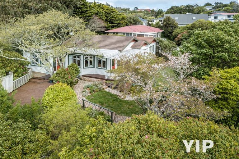 Photo of property in 48 Middleton Road, Johnsonville, Wellington, 6037