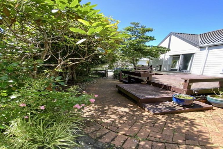 Photo of property in 35a Amapur Drive, Khandallah, Wellington, 6035