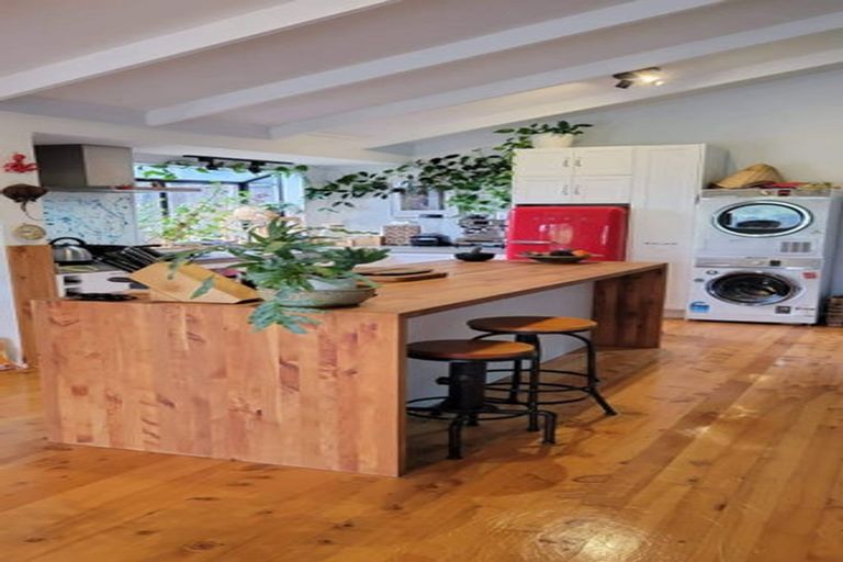 Photo of property in 30 Goodall Street, Hillsborough, Auckland, 1042