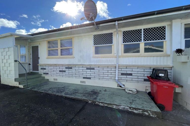 Photo of property in 8a Parsons Street, Saint Johns Hill, Wanganui, 4501