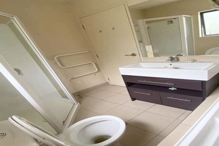 Photo of property in Hibiscus Garden, 6 Lavender Garden Lane, Oteha, Auckland, 0632