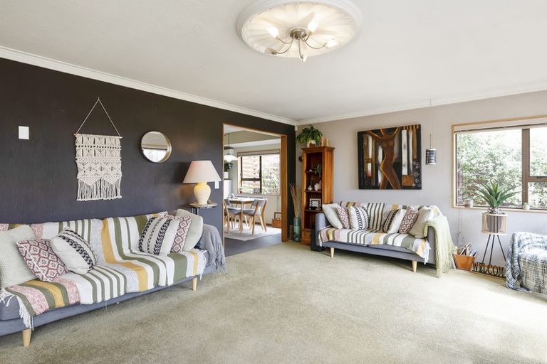 Photo of property in 71 Huia Street, Waikanae, 5036