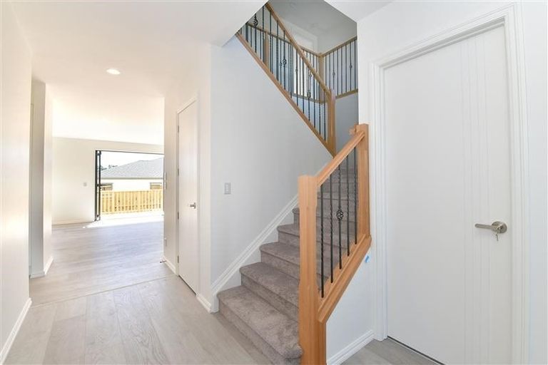 Photo of property in 241 West Hoe Heights, Orewa, 0931