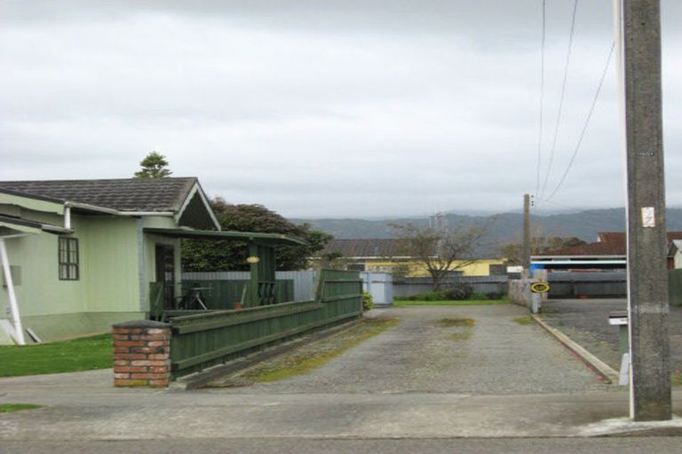 Photo of property in 162a Winchester Street, Levin, 5510
