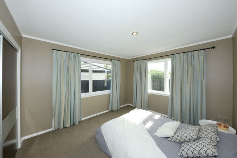 Photo of property in 1/9b Kirner Street, Burwood, Christchurch, 8083