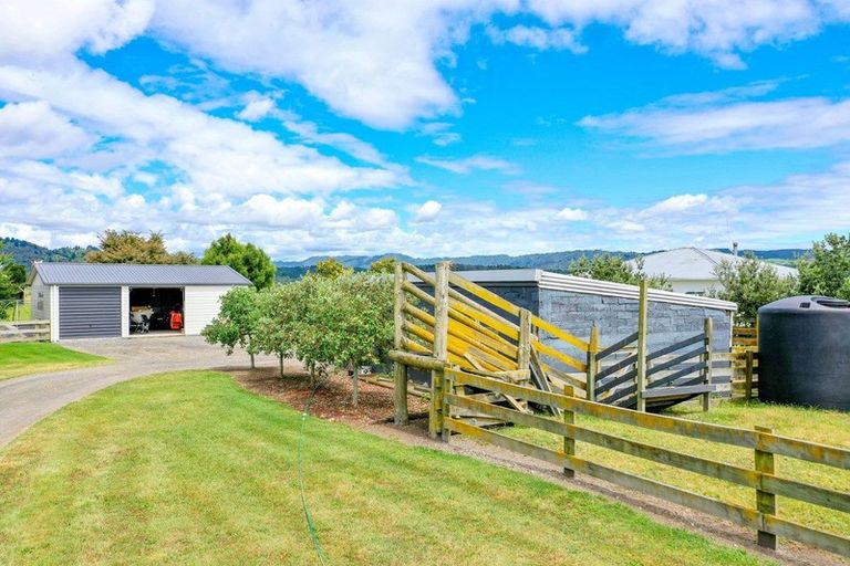 Photo of property in 348 Kawerau Road, Putauaki, Whakatane, 3192