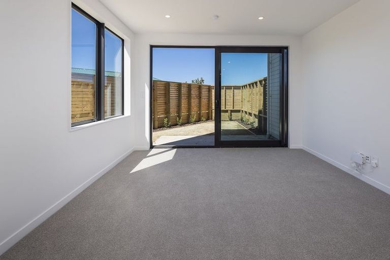 Photo of property in 4/52 High Street, Island Bay, Wellington, 6023