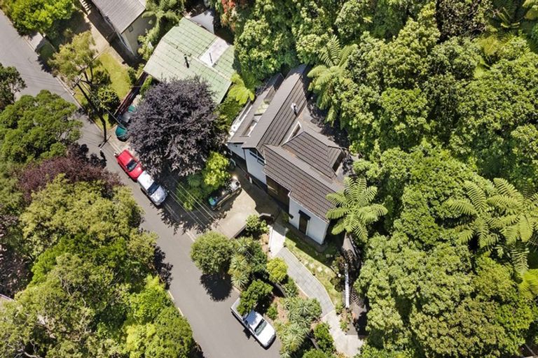 Photo of property in 2a Waitohu Road, York Bay, Lower Hutt, 5013