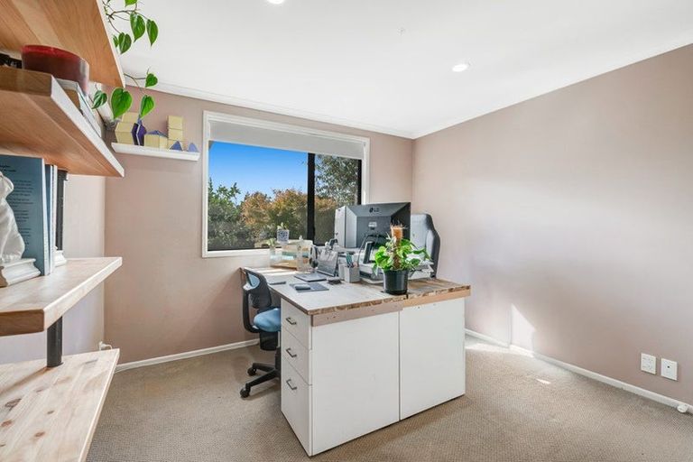 Photo of property in 3 Burwood Terrace, Gulf Harbour, Whangaparaoa, 0930