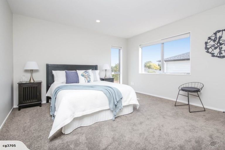 Photo of property in 2 Bahari Drive, Ranui, Auckland, 0612