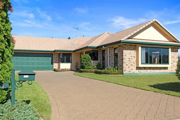 Photo of property in 1 Sissinghurst Court, Bethlehem, Tauranga, 3110
