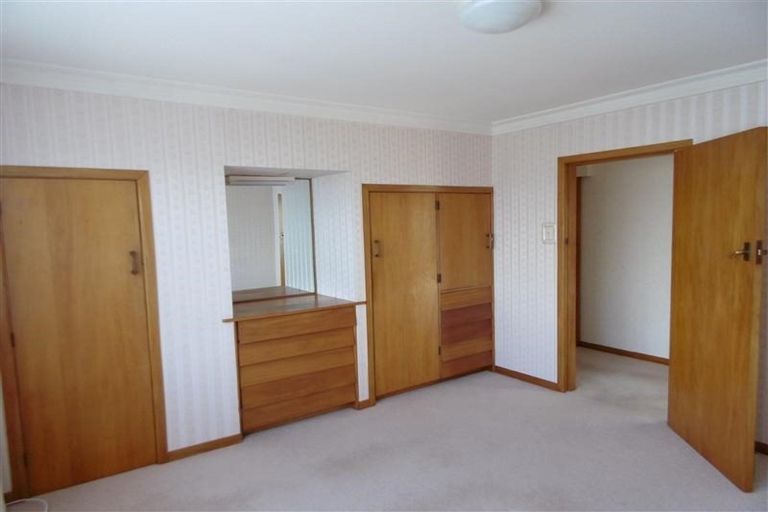 Photo of property in 5 Price Street, Westown, New Plymouth, 4310