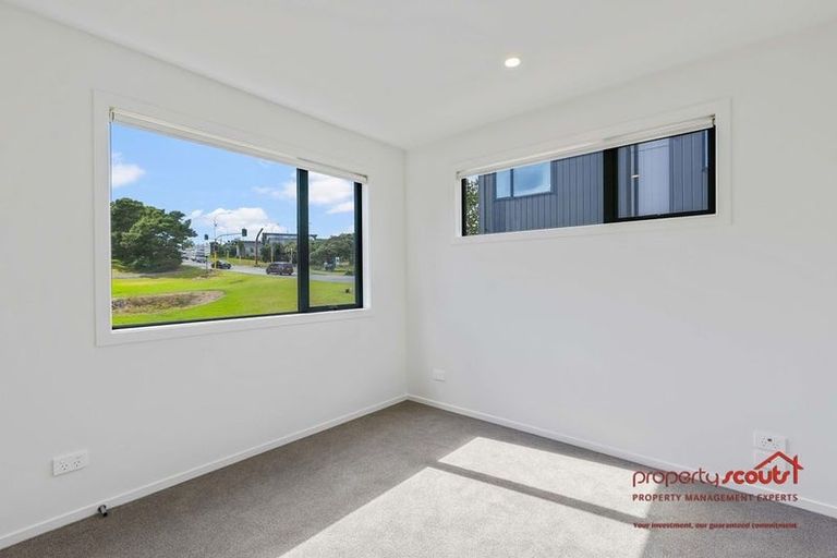 Photo of property in 7/694 Whangaparaoa Road, Stanmore Bay, Whangaparaoa, 0932