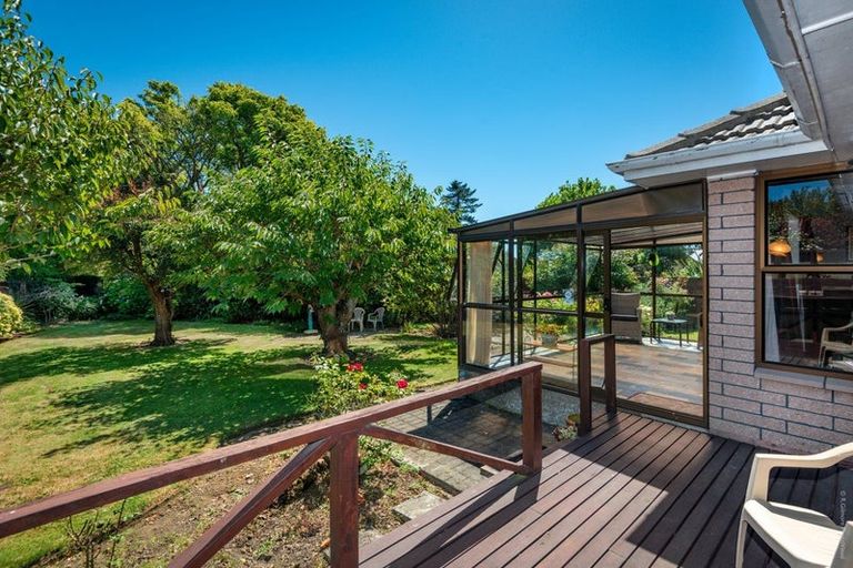 Photo of property in 7 Kingston Place, Bishopdale, Christchurch, 8053