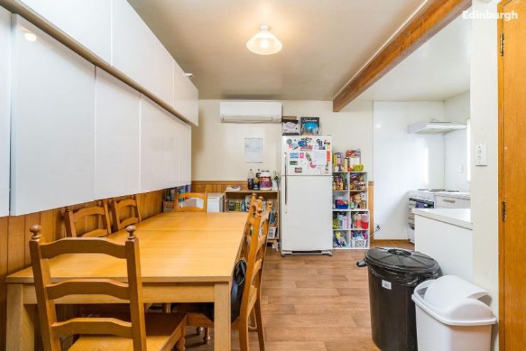 Photo of property in 18f Forth Street, North Dunedin, Dunedin, 9016