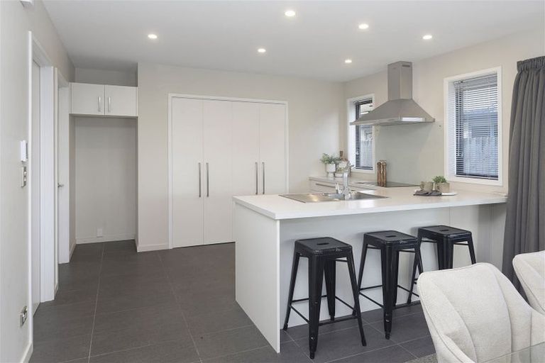 Photo of property in 18 Mclendon Green, Belfast, Christchurch, 8051