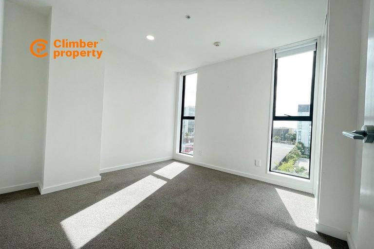 Photo of property in 414/19 Rawene Road, Birkenhead, Auckland, 0626