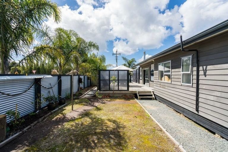 Photo of property in 30 Insley Street, Mangawhai, 0505