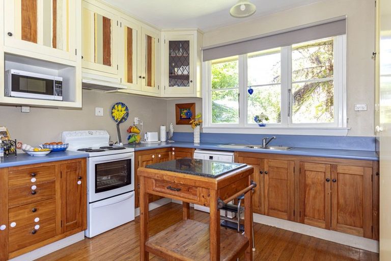 Photo of property in 63 Main North Road, Geraldine, 7930