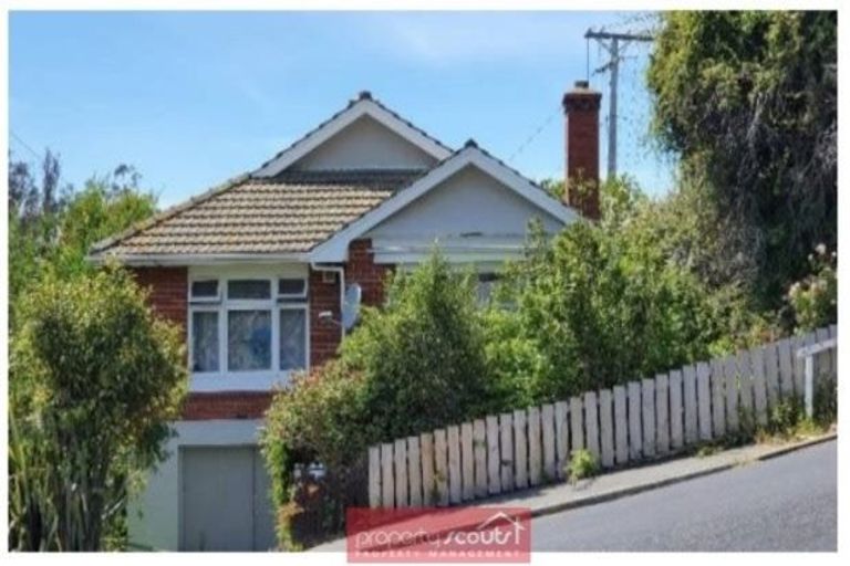 Photo of property in 5 Osborne Terrace, Mornington, Dunedin, 9011
