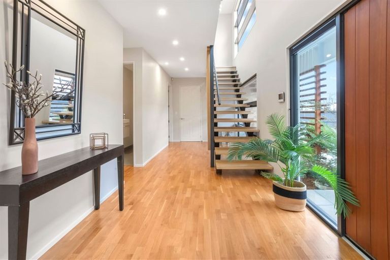 Photo of property in 42b Glandovey Road, Fendalton, Christchurch, 8052