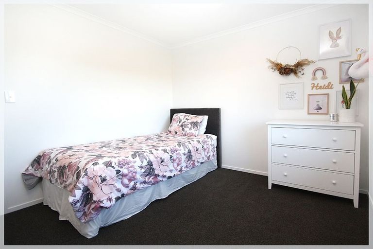 Photo of property in 77 Bergin Road, Foxton, 4814