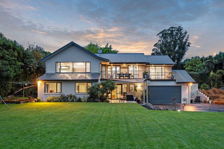 Photo of property in 32 Hyndhope Road, Kennedys Bush, Christchurch, 8025
