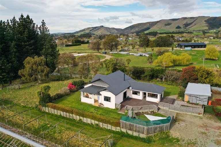 Photo of property in 14 Bakers Road, Waimate, 7978