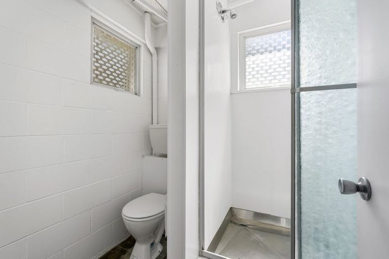 Photo of property in 1/7 Hart Road, Hauraki, Auckland, 0622