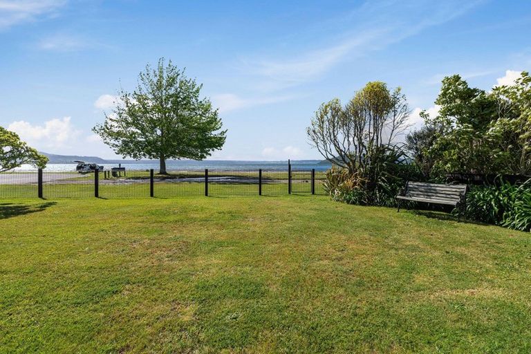 Photo of property in 81 Robinson Avenue, Holdens Bay, Rotorua, 3010