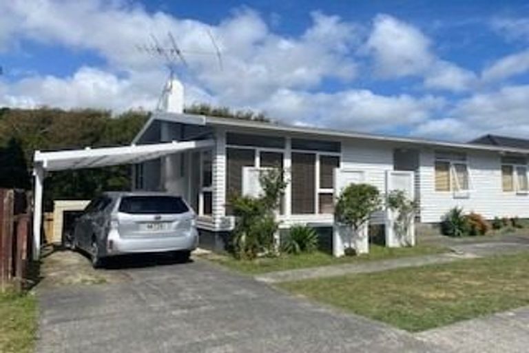 Photo of property in 18 Findlay Street, Tawa, Wellington, 5028
