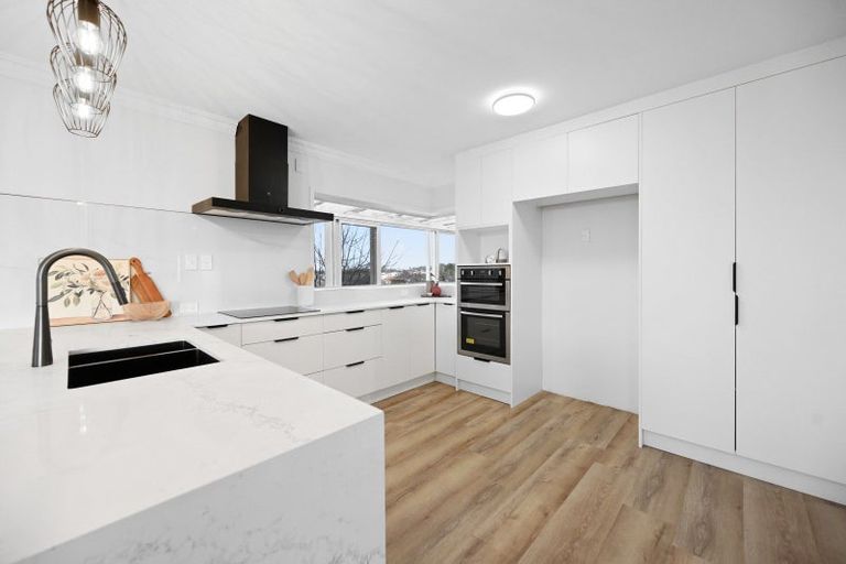 Photo of property in 33 Bartholomew Drive, Nawton, Hamilton, 3200