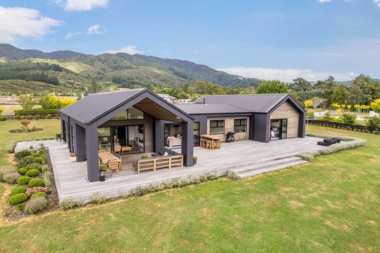 Photo of property in 1158 Maymorn Road, Maymorn, Upper Hutt, 5018