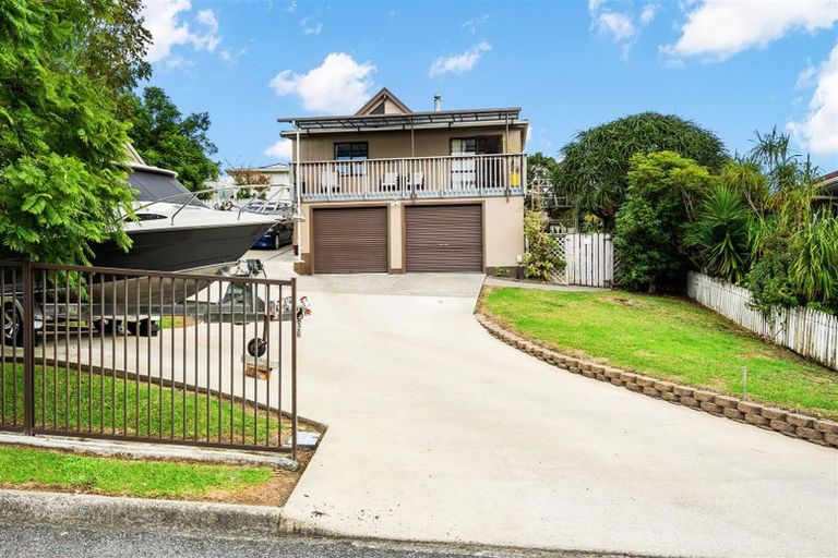 Photo of property in 16 De Havilland Place, Onerahi, Whangarei, 0110