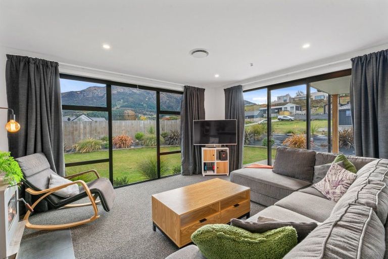 Photo of property in 24 Woodpecker Street, Lake Hawea, Wanaka, 9382