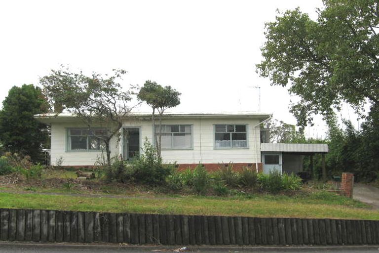Photo of property in 1 Glengarry Road, Glen Eden, Auckland, 0602