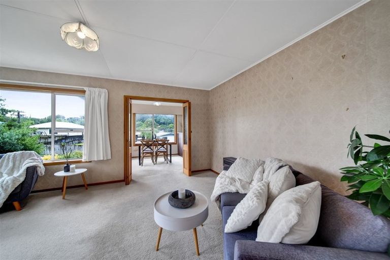 Photo of property in 15 Elizabeth Place, Ferndale, New Plymouth, 4310