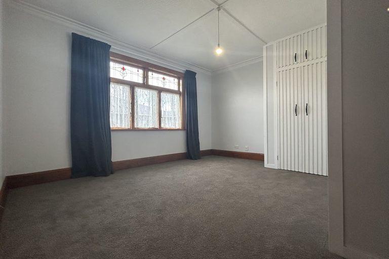 Photo of property in 15 Rolleston Street, Mount Cook, Wellington, 6021