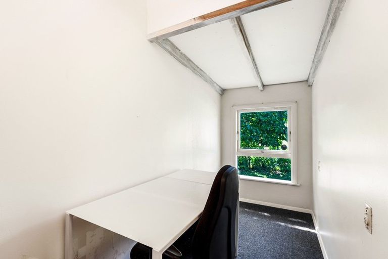 Photo of property in 18 Longfellow Street, Trentham, Upper Hutt, 5018