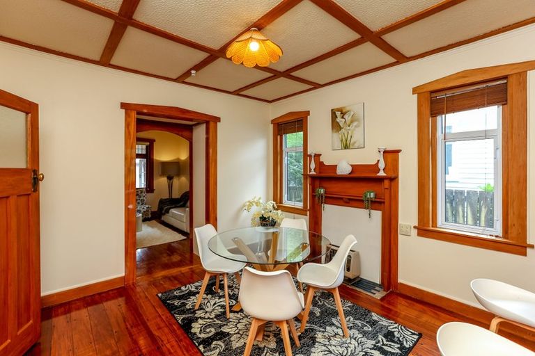 Photo of property in 5 Huatoki Street, Vogeltown, New Plymouth, 4310