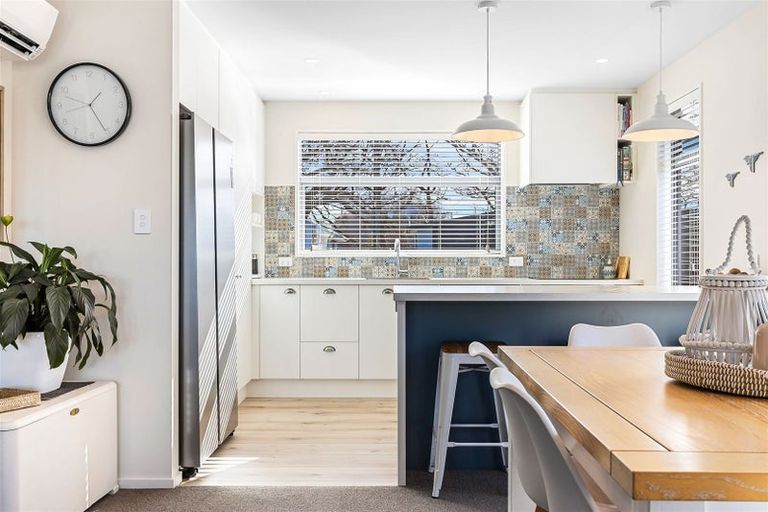 Photo of property in 8 Crossley Avenue, Woodend, 7610