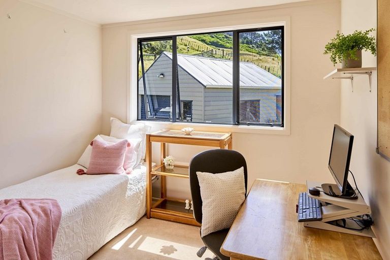 Photo of property in 1153 Paekakariki Hill Road, Paekakariki Hill, Porirua, 5381