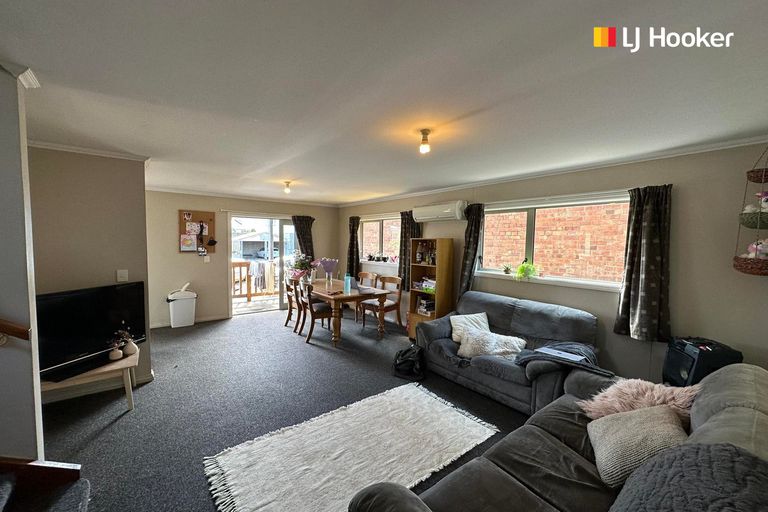 Photo of property in 35 Clyde Street, North Dunedin, Dunedin, 9016