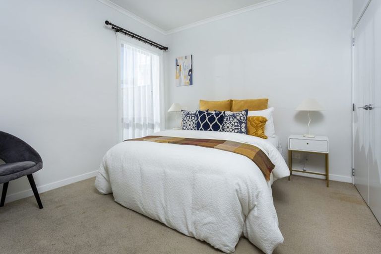 Photo of property in 10 Grey Warbler Road, Hobsonville, Auckland, 0616