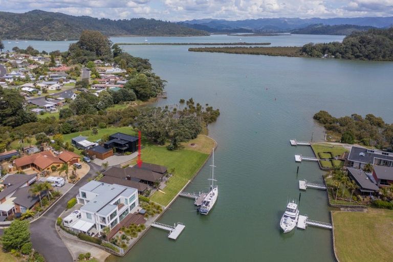 Photo of property in 88 South Highway East, Whitianga, 3510