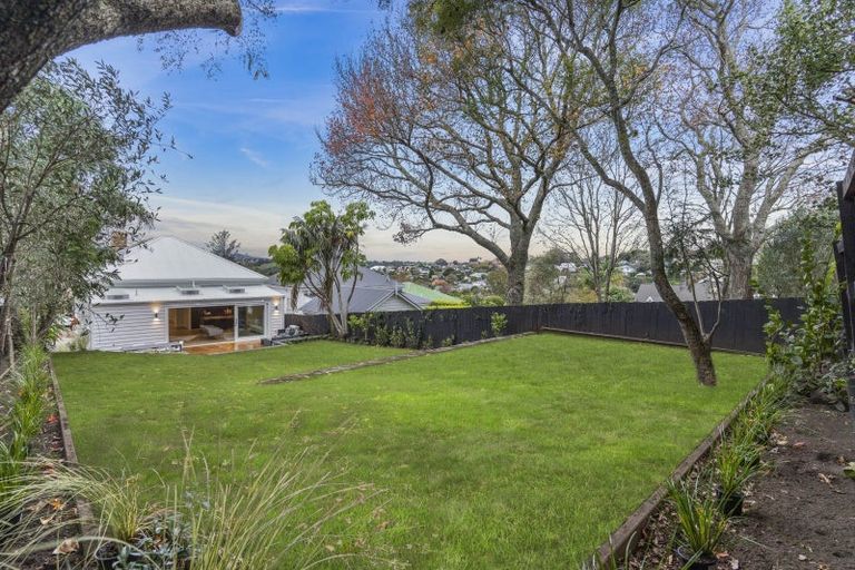 Photo of property in 1 Ara Street, Remuera, Auckland, 1050