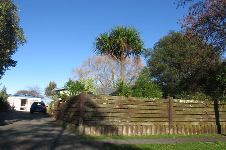 Photo of property in 65 Apollo Parade, Milson, Palmerston North, 4414