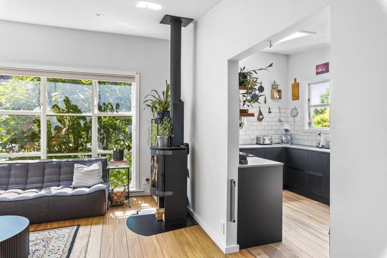 Photo of property in 28 Eatwell Avenue, Paraparaumu Beach, Paraparaumu, 5032