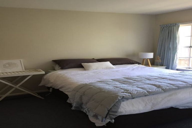 Photo of property in 2/34 Jeffreys Road, Fendalton, Christchurch, 8052