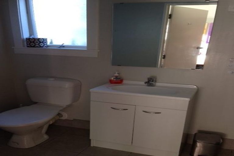 Photo of property in 4 Eros Place, North New Brighton, Christchurch, 8083